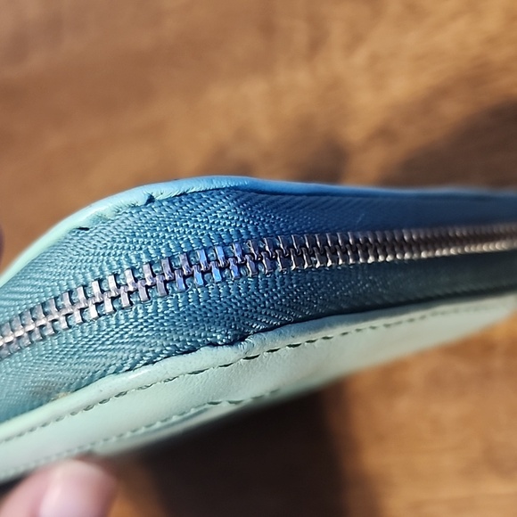 Fossil Mint Green wristlet - Picture 10 of 16